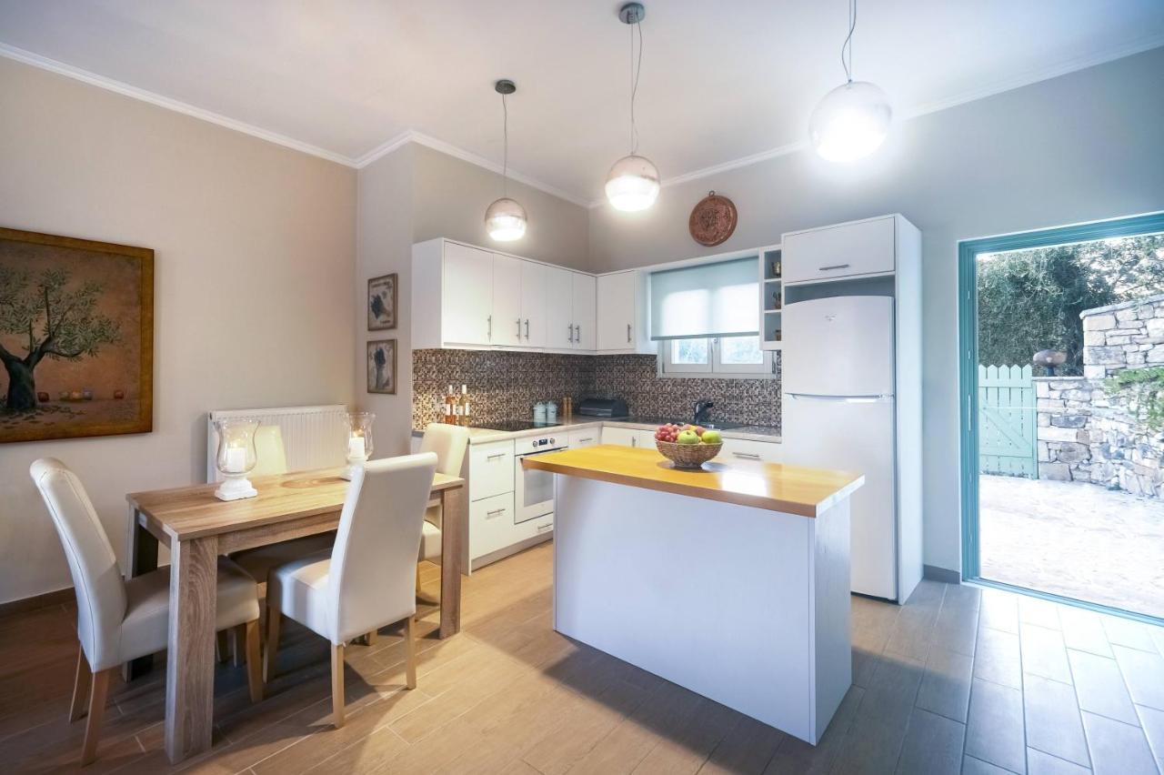 Вилла Loggos View House Mastoratika Экстерьер фото